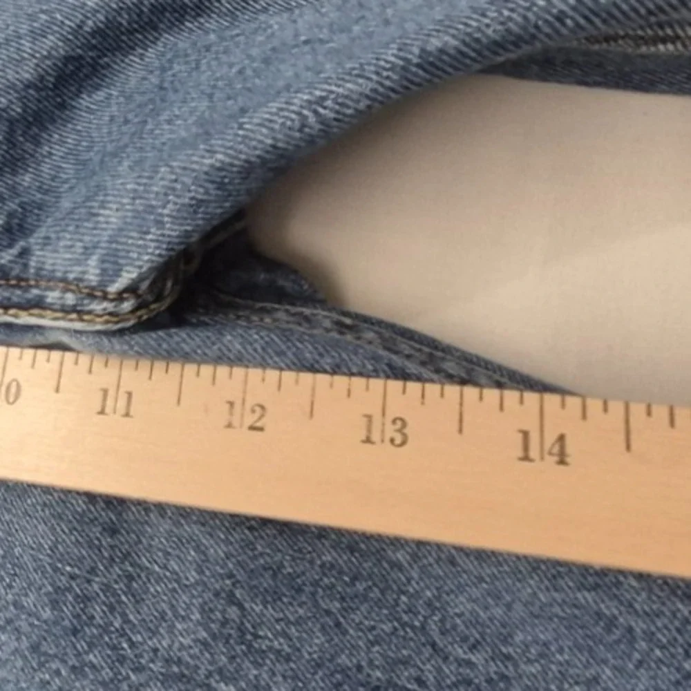 VTG Levi 550 men's relaxed fit medium wash denim blue‎ jeans 36x33 Cotton